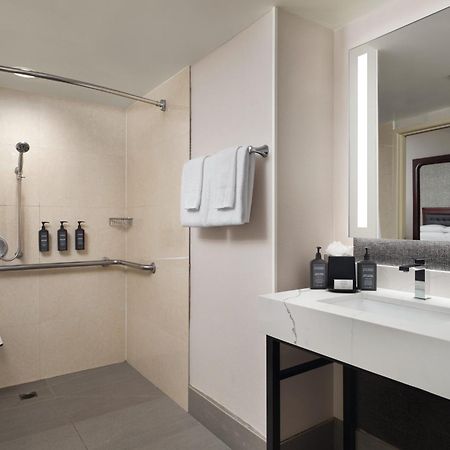 Sheraton Ontario Airport Hotel Екстериор снимка