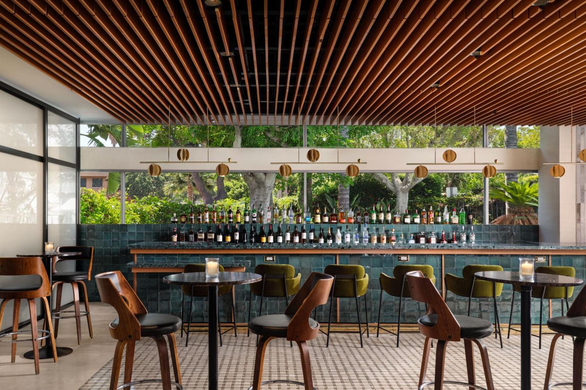 Sheraton Ontario Airport Hotel Екстериор снимка